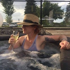 Meet your Posher, Stéphanie